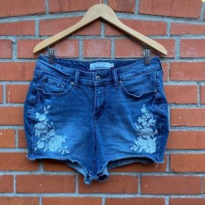 TORRID Embroidered Jean Shorts | 12
